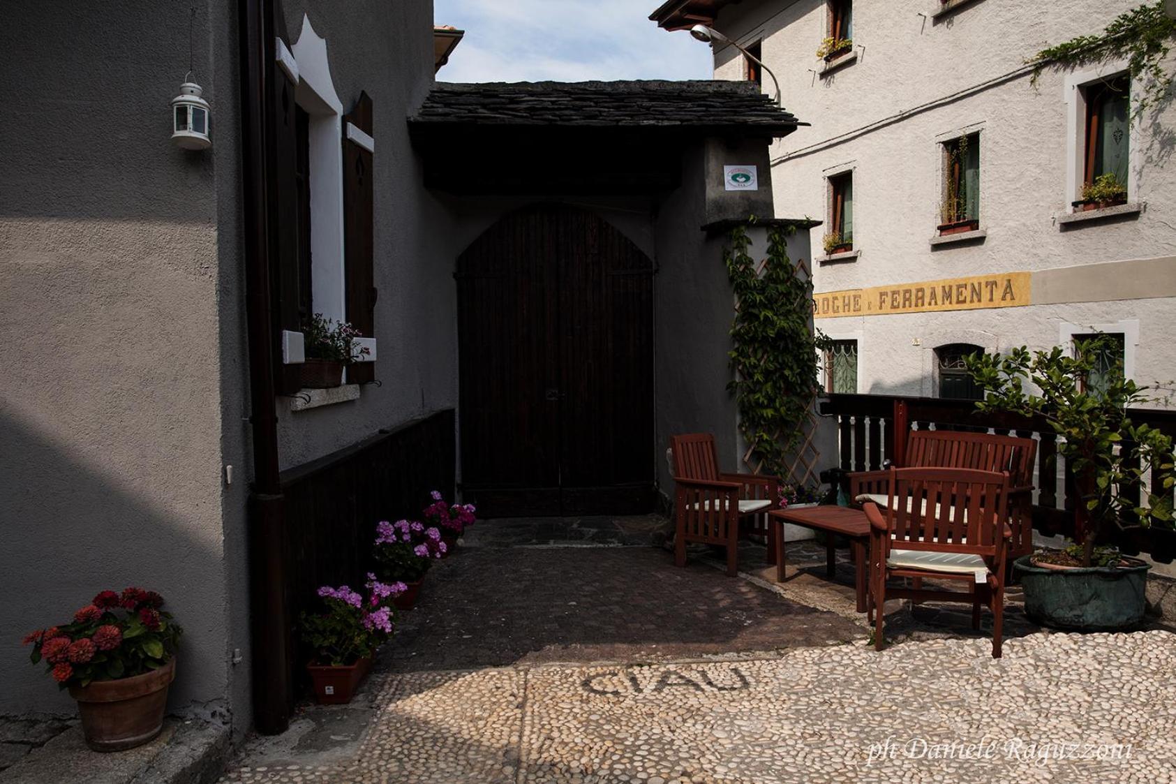 La Corte Di Alzo Frühstückspension